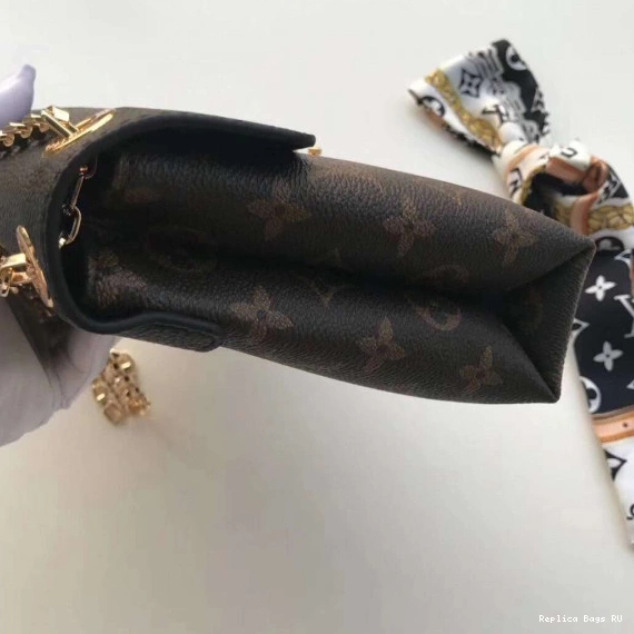 Affordable Louis PALLAS Vuitton CHAIN 0818